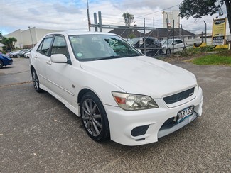 1999 Toyota Altezza - Thumbnail