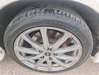 1999 Toyota Altezza - Thumbnail