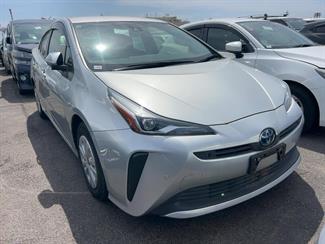 2021 Toyota Prius - Thumbnail