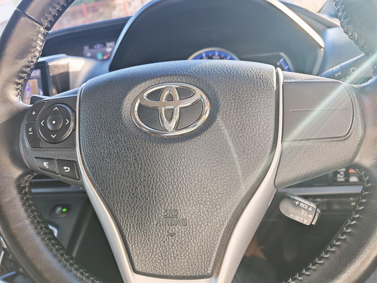 2016 Toyota Voxy