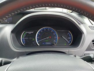 2016 Toyota Voxy - Thumbnail