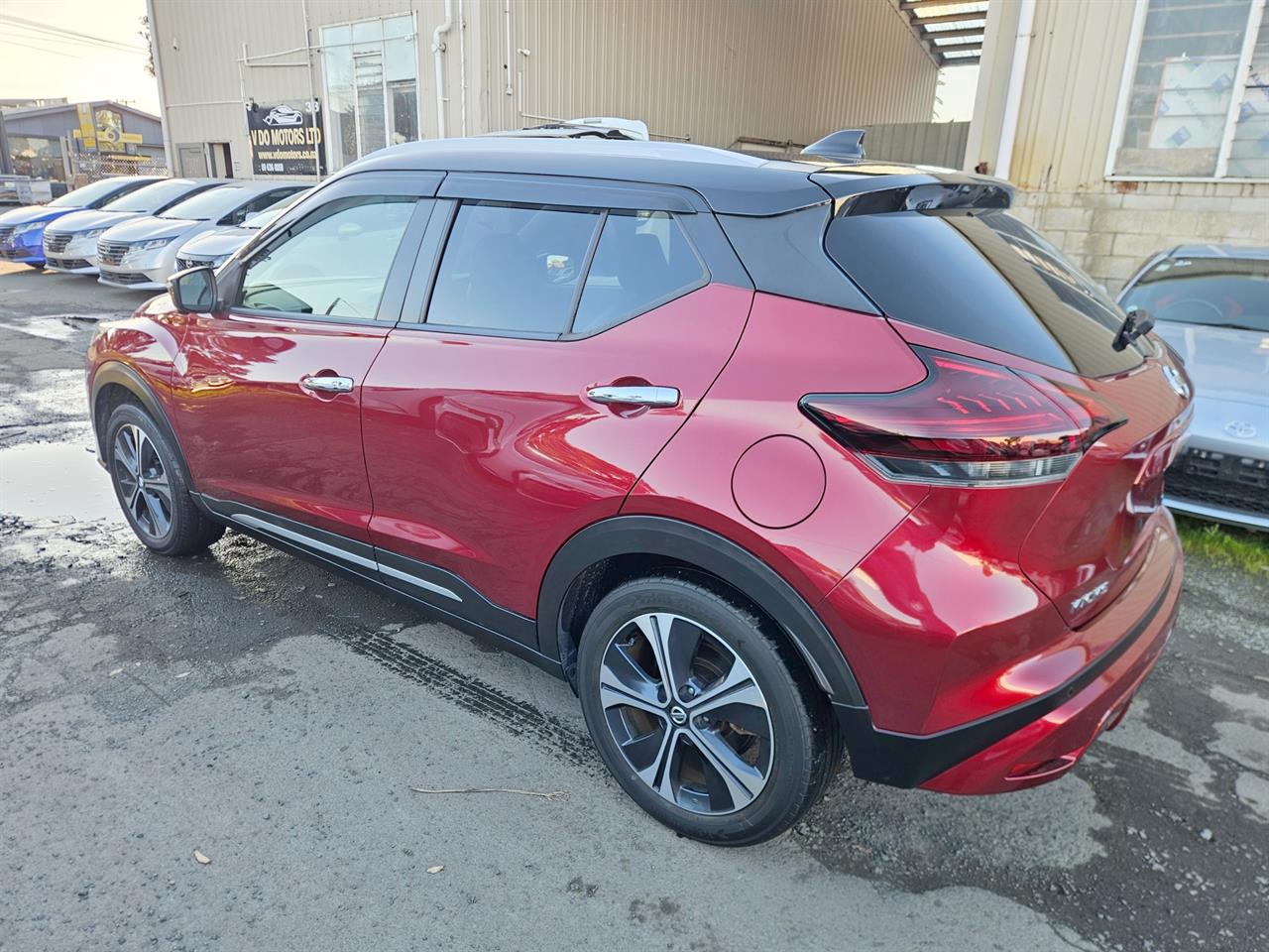 2021 Nissan KICKS