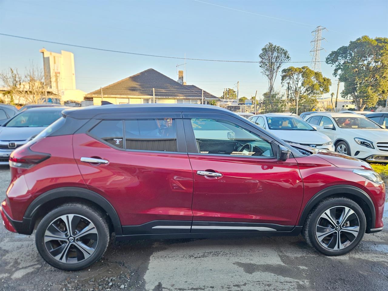 2021 Nissan KICKS