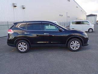 2016 Nissan X-Trail - Thumbnail