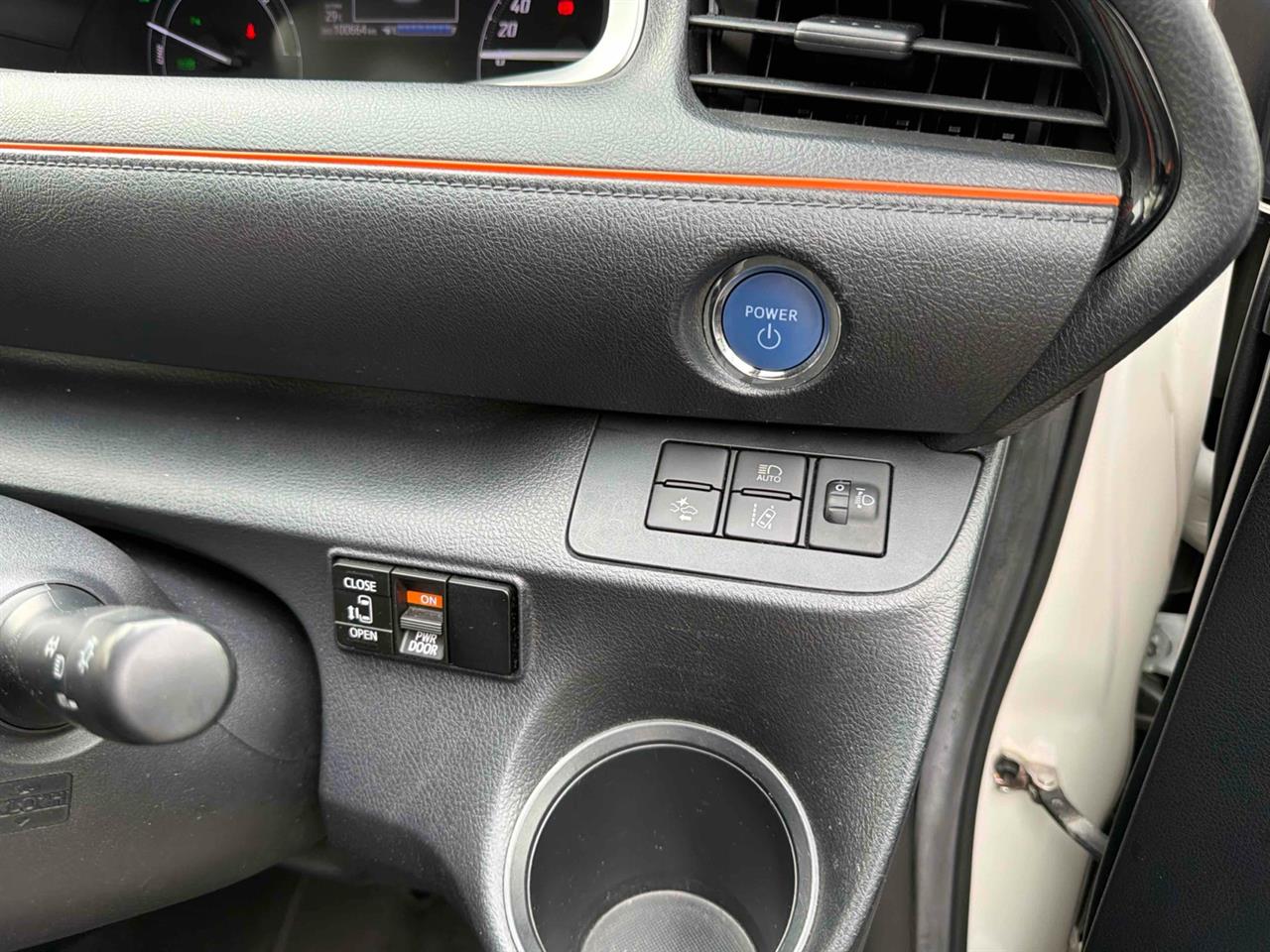 2022 Toyota Sienta