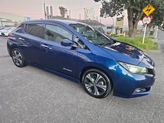 2022 Nissan Leaf - Thumbnail