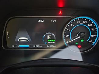 2022 Nissan Leaf - Thumbnail