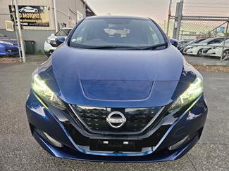 2022 Nissan Leaf - Thumbnail