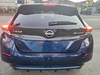 2022 Nissan Leaf - Thumbnail