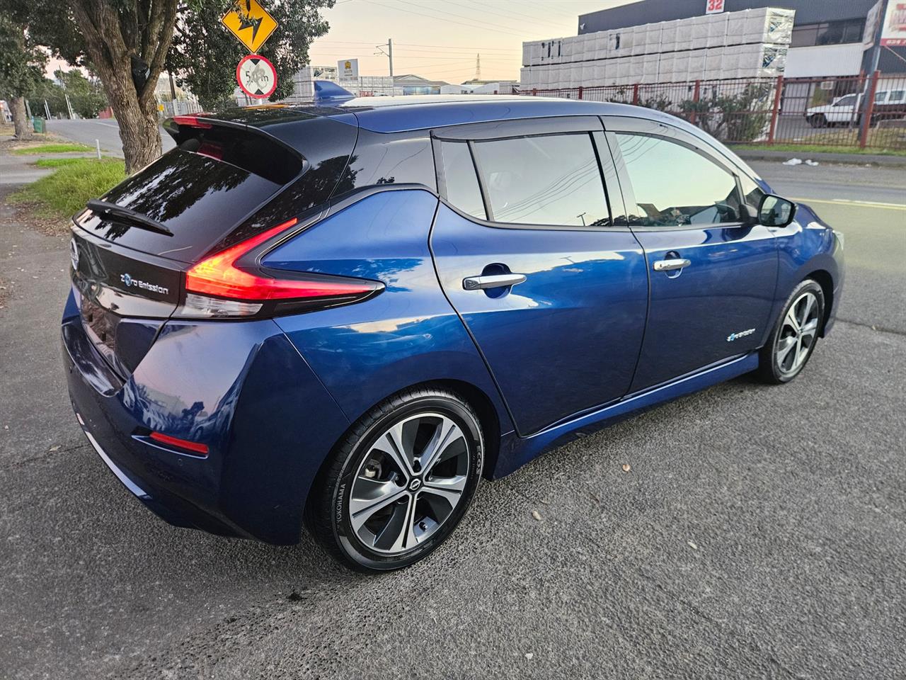 2022 Nissan Leaf