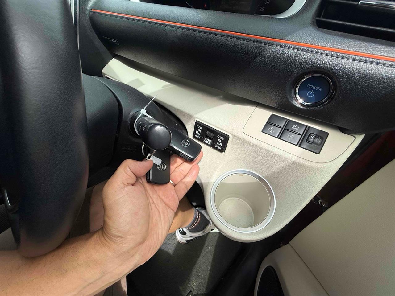2016 Toyota Sienta