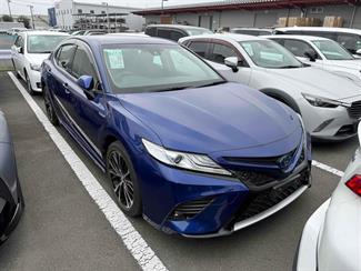 2019 Toyota Camry - Thumbnail