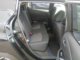 2022 Nissan Leaf - Thumbnail