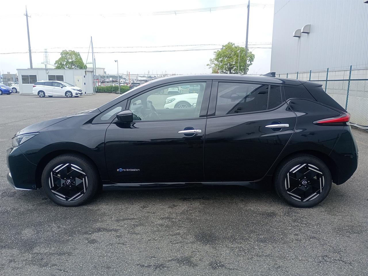 2022 Nissan Leaf