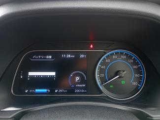 2022 Nissan Leaf - Thumbnail