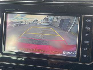 2019 Toyota Prius - Thumbnail