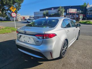 2020 Toyota Corolla - Thumbnail