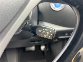 2019 Toyota C-HR - Thumbnail