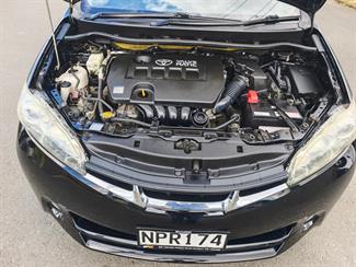 2011 Toyota Wish - Thumbnail