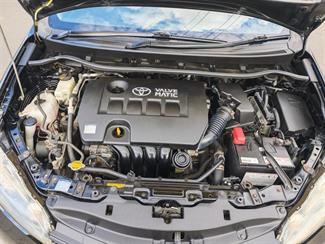 2011 Toyota Wish - Thumbnail