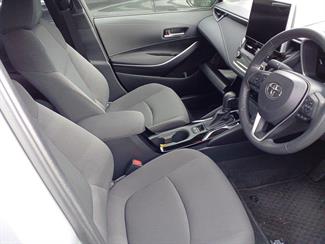 2023 Toyota Corolla - Thumbnail