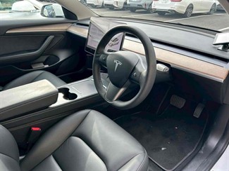 2021 Tesla Model 3 - Thumbnail