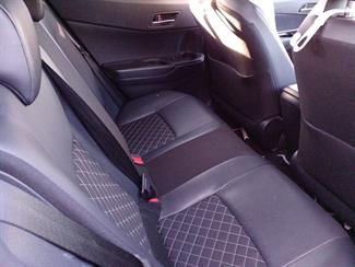 2019 Toyota C-HR - Thumbnail