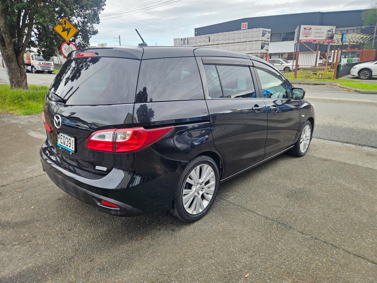 2014 Mazda Premacy