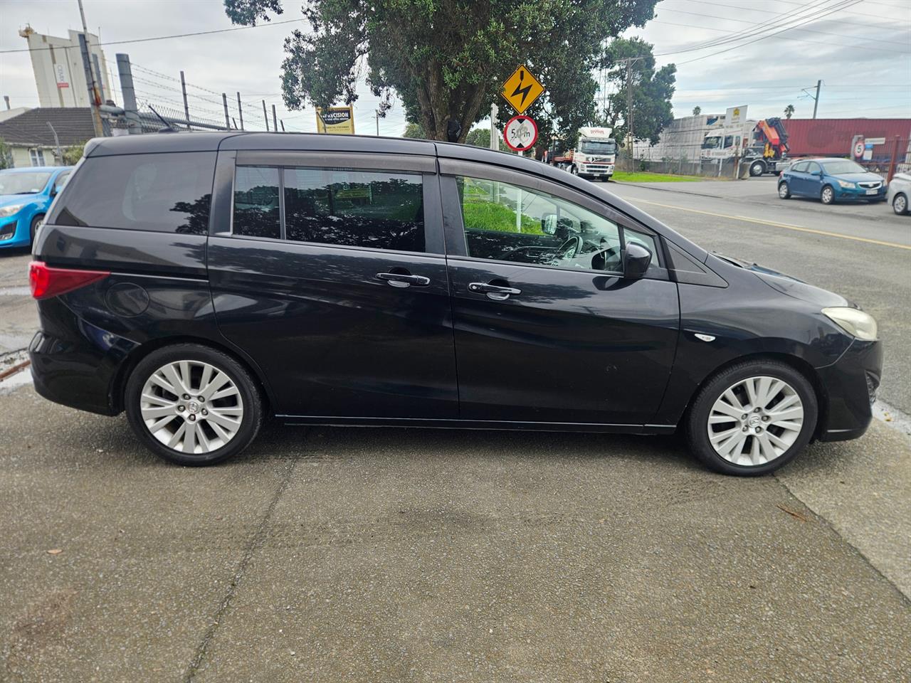 2014 Mazda Premacy