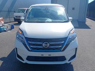 2020 Nissan Serena - Thumbnail