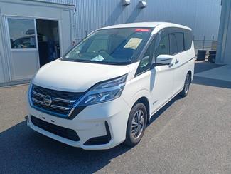 2020 Nissan Serena - Thumbnail