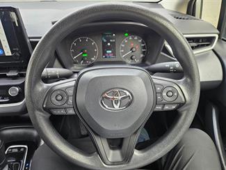 2023 Toyota Corolla - Thumbnail