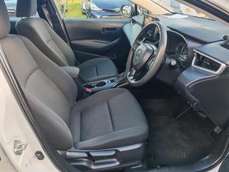 2019 Toyota Corolla - Thumbnail