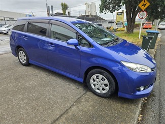 2014 Toyota Wish - Thumbnail