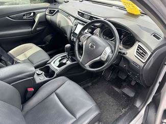 2015 Nissan X-trail - Thumbnail