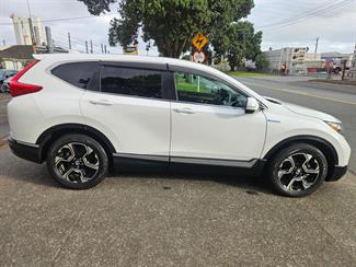 2019 Honda CR-V - Thumbnail