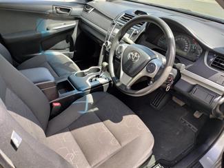 2013 Toyota Camry - Thumbnail