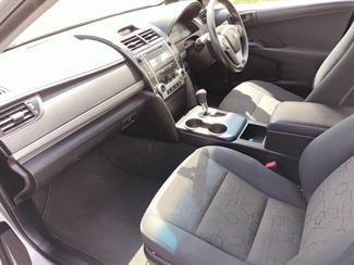 2013 Toyota Camry - Thumbnail