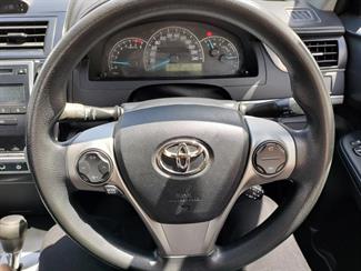 2013 Toyota Camry - Thumbnail