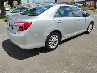 2013 Toyota Camry - Thumbnail