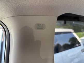 2018 Nissan Serena - Thumbnail