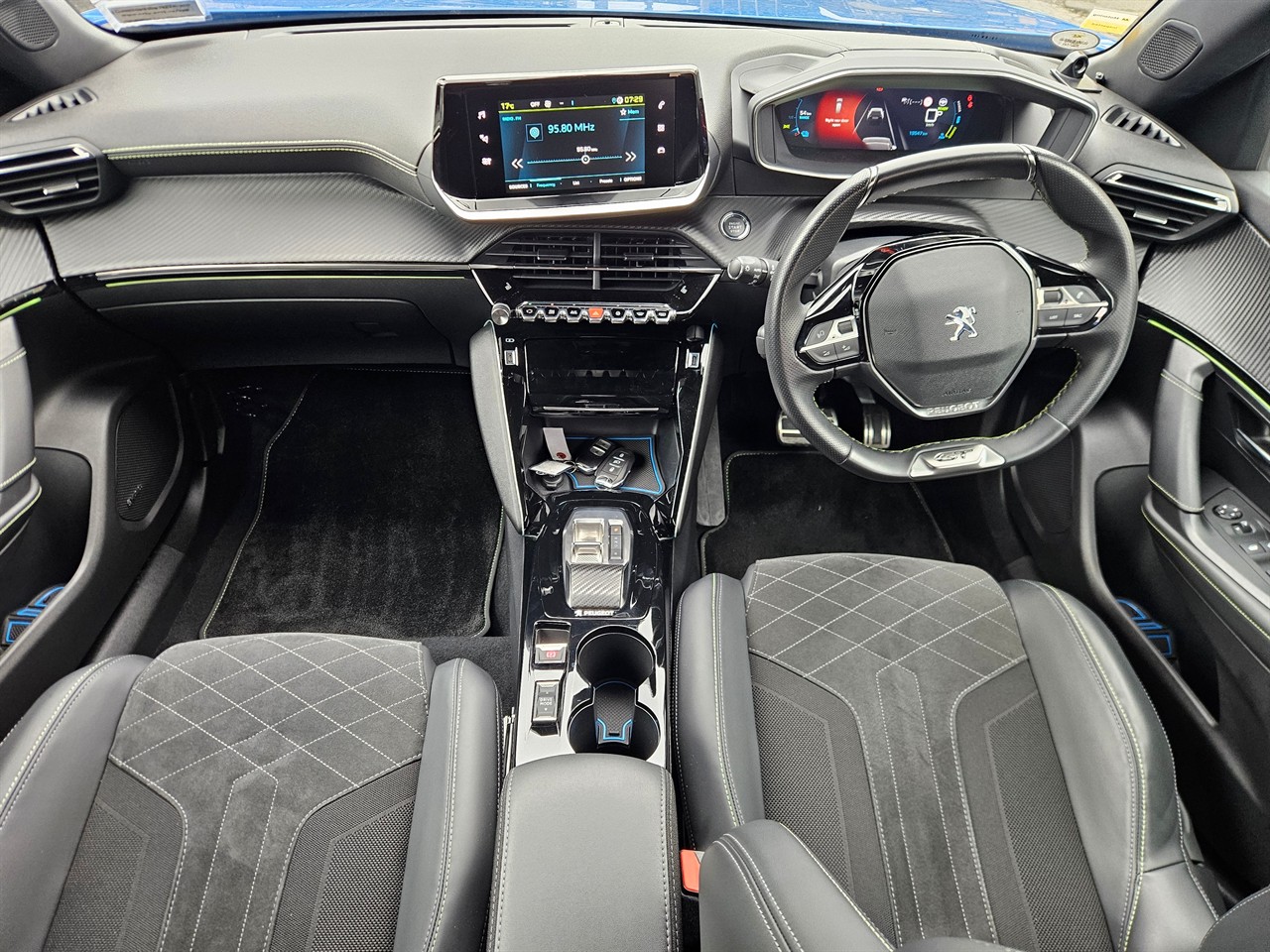 2022 Peugeot E-2008