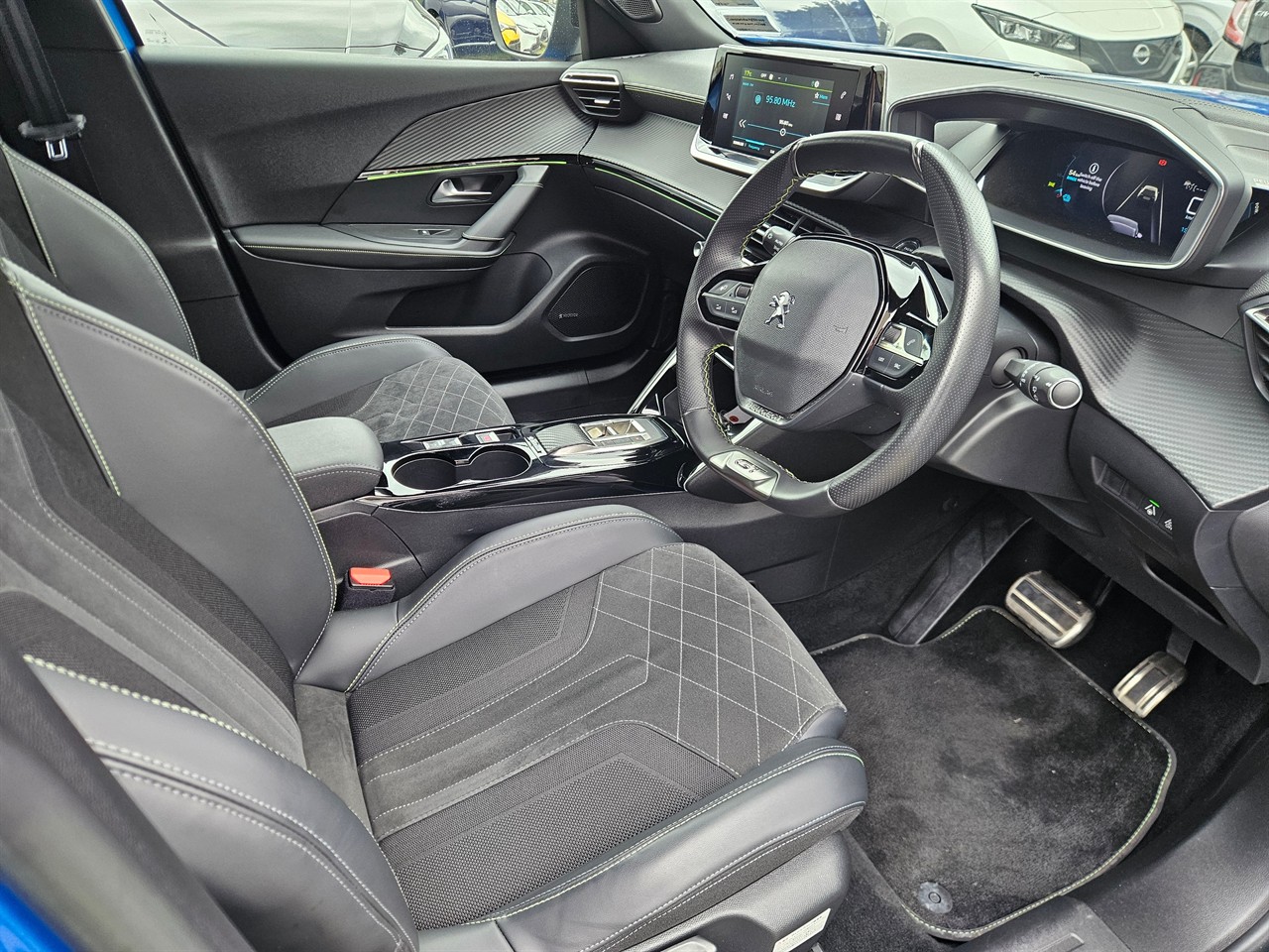 2022 Peugeot E-2008