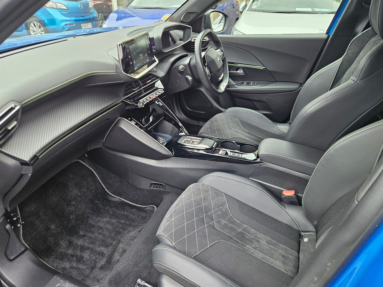 2022 Peugeot E-2008
