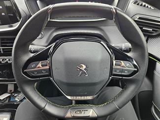 2022 Peugeot E-2008 - Thumbnail