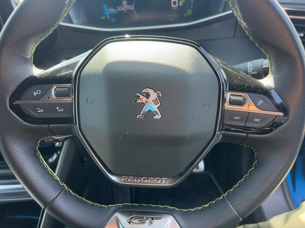 2022 Peugeot E-2008