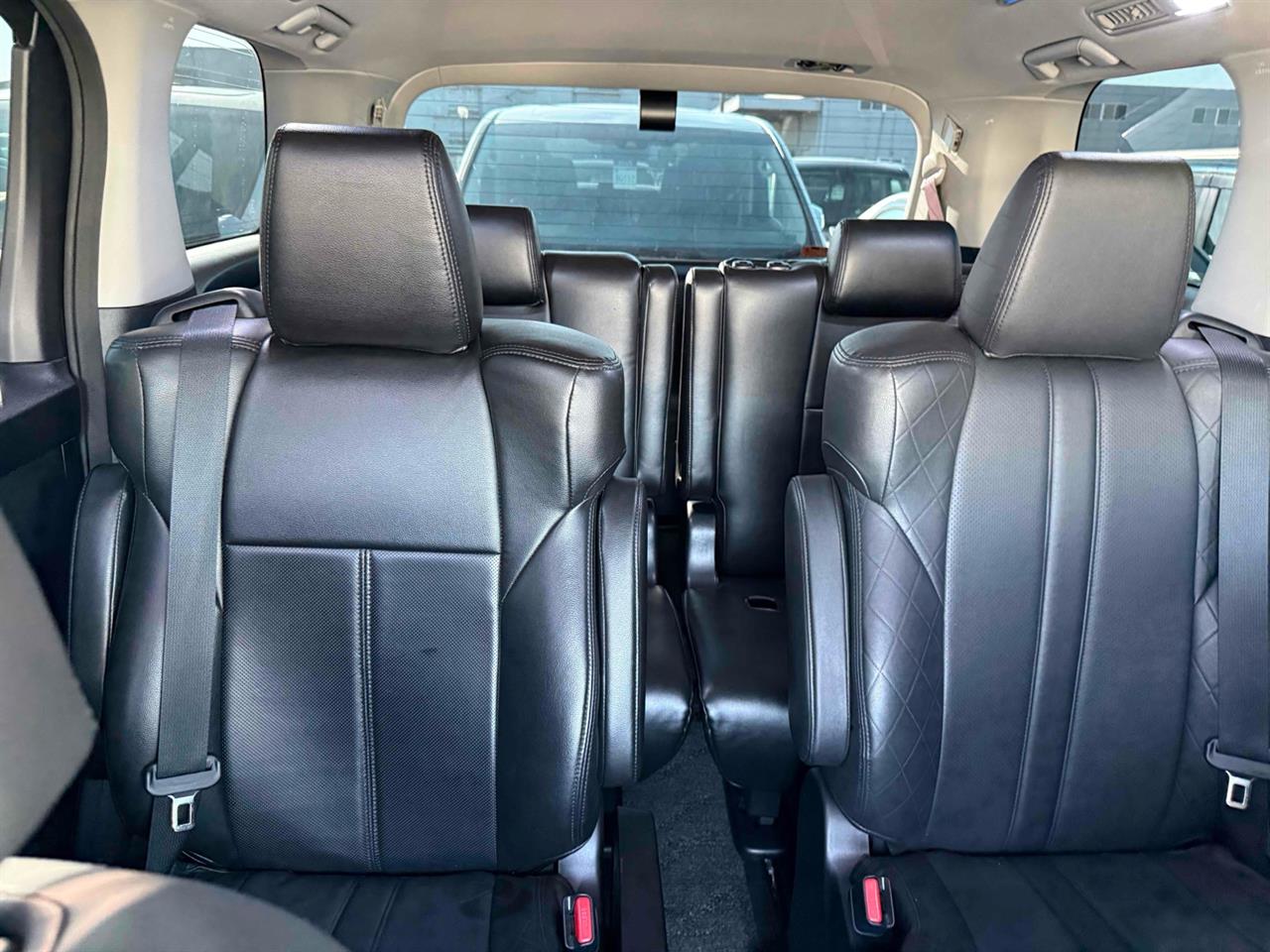 2016 Toyota Vellfire