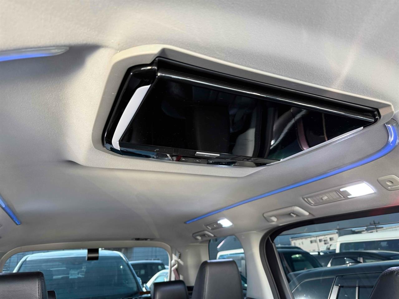 2016 Toyota Vellfire