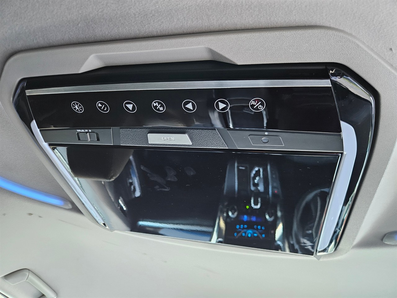 2016 Toyota Vellfire