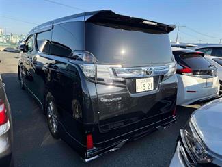 2016 Toyota Vellfire - Thumbnail